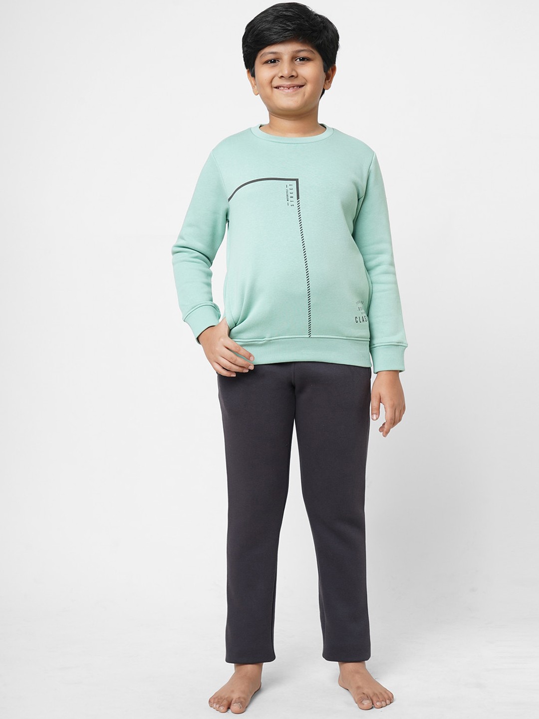 

Sweet Dreams Boys Typography Printed Night suit, Green