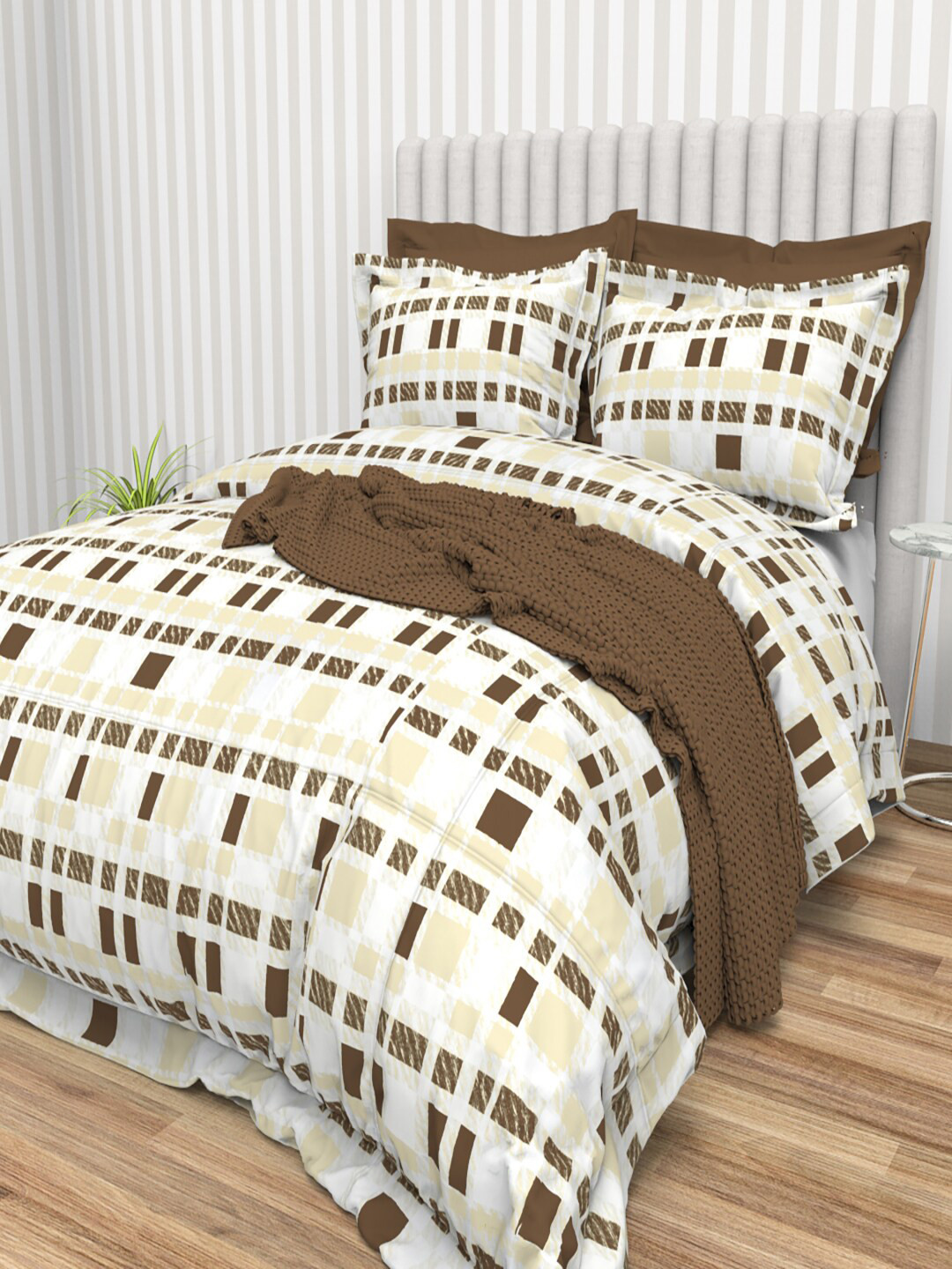 

THE WHITE MOSS Tiffany White & Brown Geometric 220 TC Pure Cotton King Bedsheet with 2 Pillow Covers