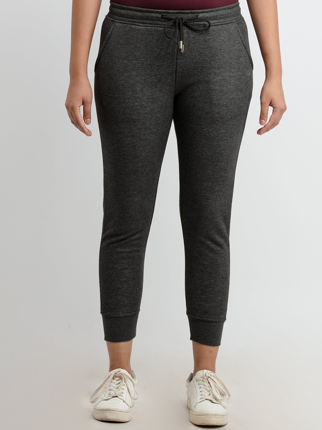 

Status Quo Women Ankle-Length Joggers, Grey