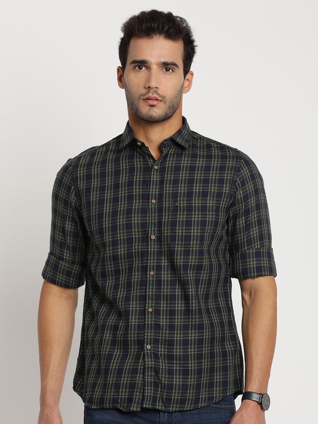 

Turtle Men Tartan Checked Cotton Relaxed Slim Fit Casual Shirt, Navy blue