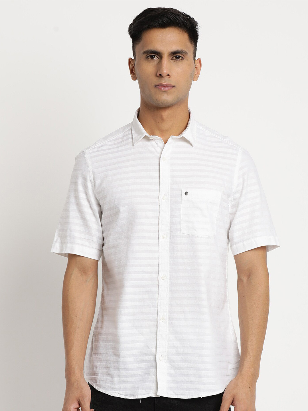 

Turtle Men Relaxed Slim Fit Horizontal Striped Cotton Casual Shirt, White