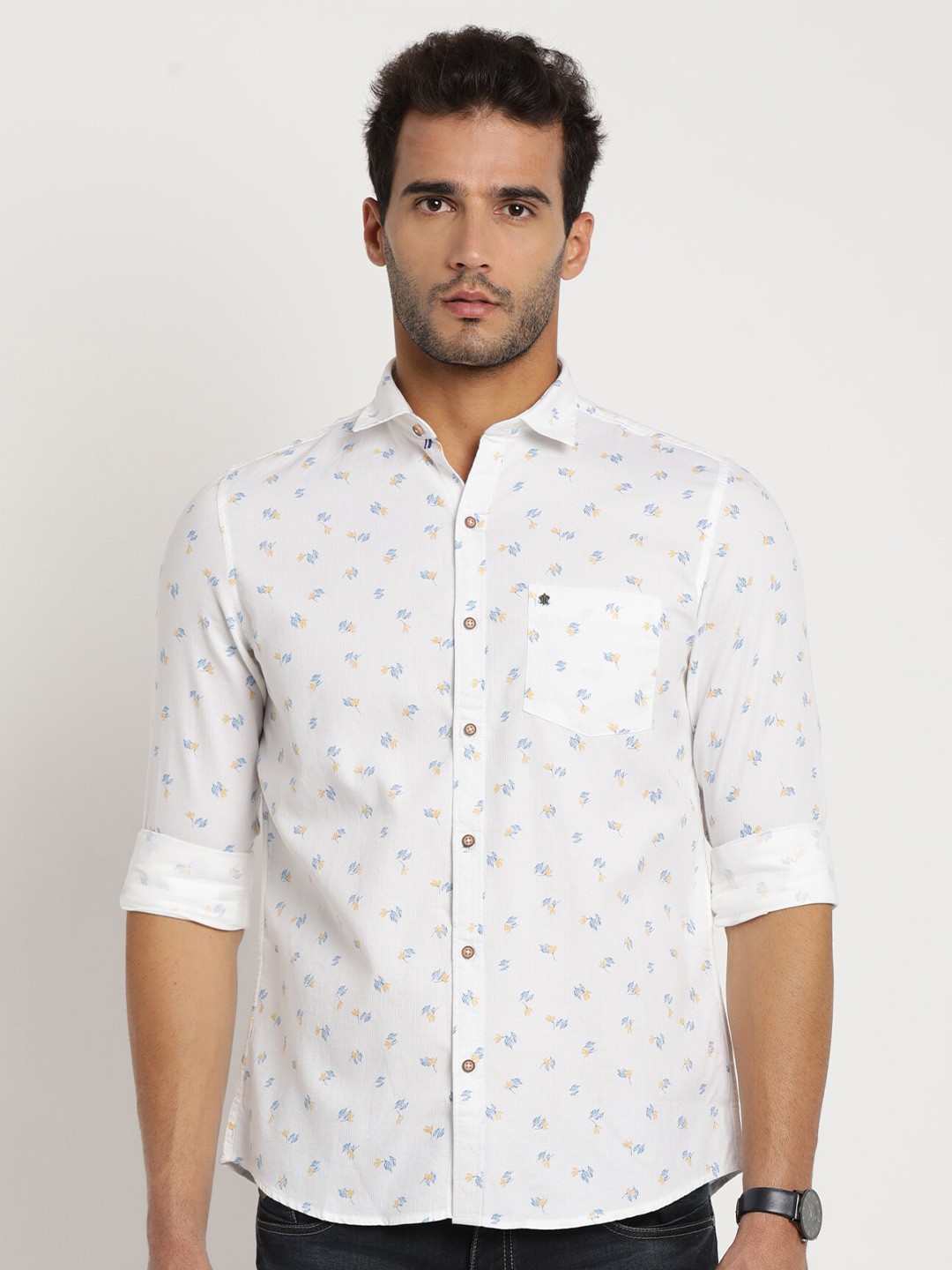 

Turtle Men Relaxed Slim Fit Floral Printed Casual Shirt, White
