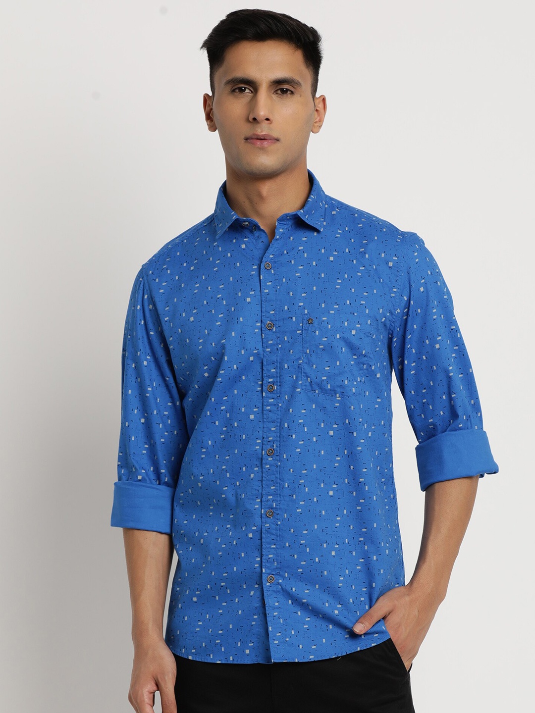 

Turtle Men Relaxed Slim Fit Printed Casual Shirt, Blue