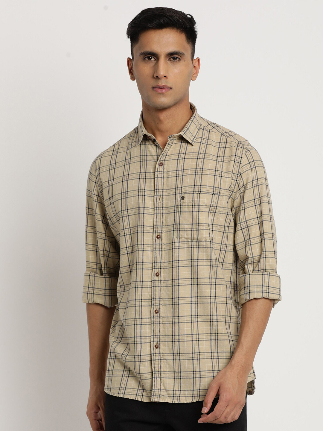 

Turtle Men Beige Relaxed Slim Fit Tartan Checked Casual Shirt