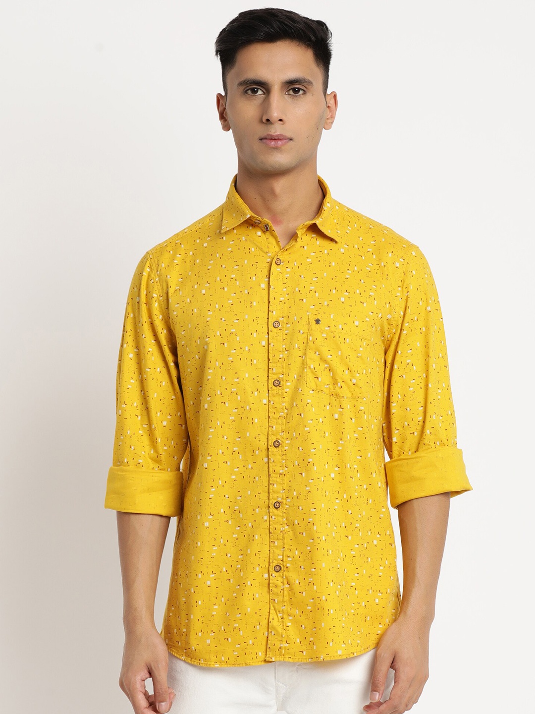 

Turtle Men Relaxed Slim Fit Printed Casual Shirt, Yellow