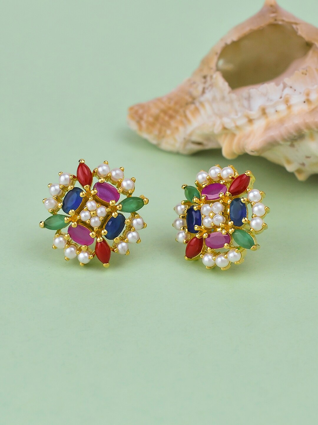 

Voylla Contemporary Pearl Beaded Gold Plated Studs Earrings