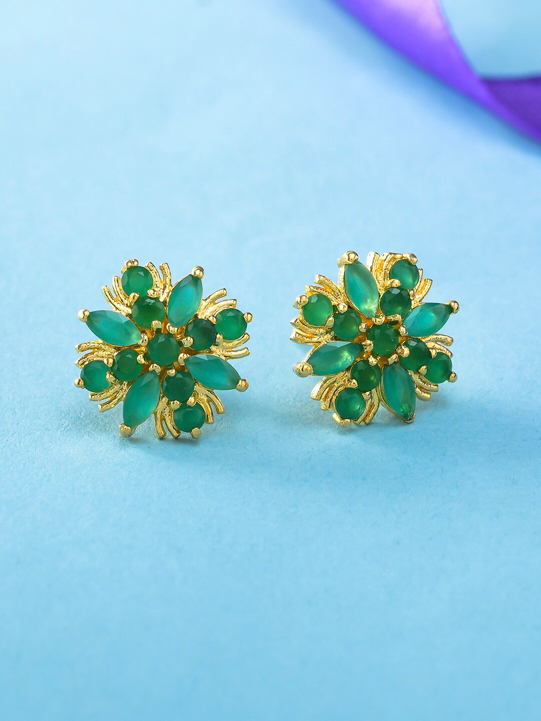 

Voylla Floral Studs Earrings, Gold