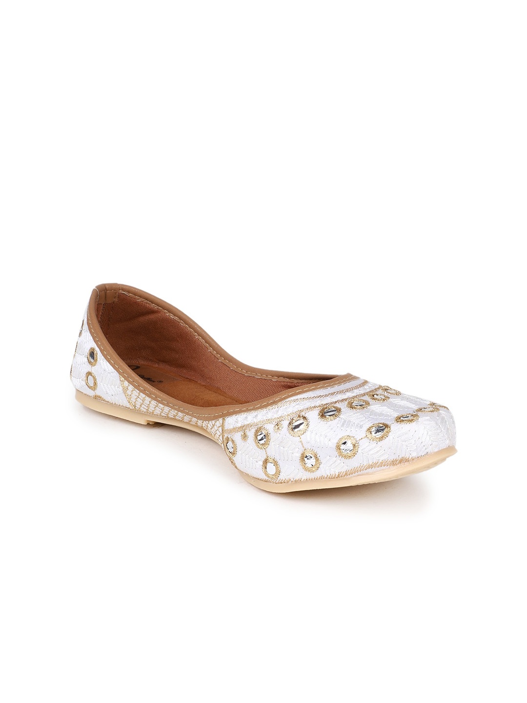 

The Desi Dulhan Women Embellished Ethnic Mojaris, White