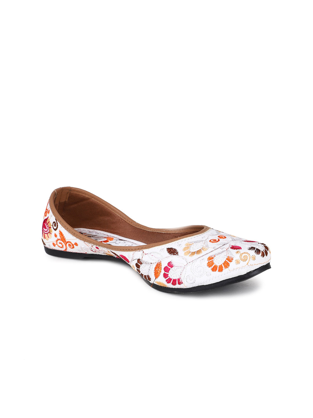 

The Desi Dulhan Women Embroidered Ethnic Mojaris, White