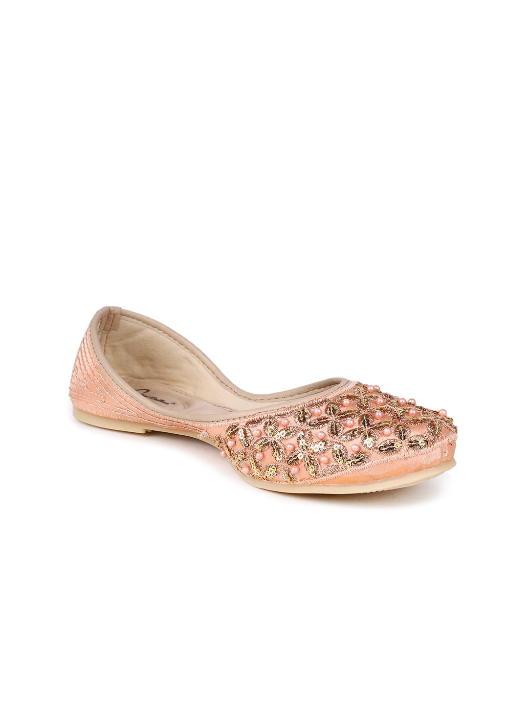 

The Desi Dulhan Women Embellished Ethnic Mojaris, Peach