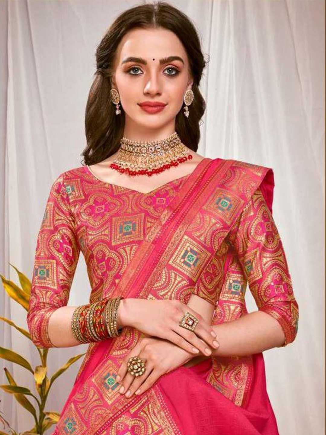 

SHAIBO SAREE Ethnic Motifs Silk Cotton Saree, Pink