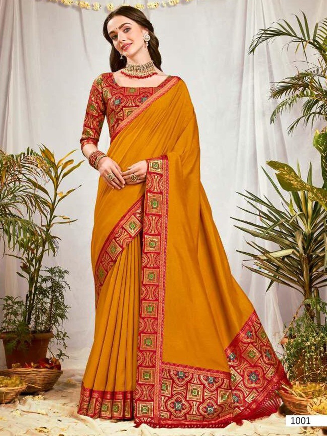 

SHAIBO SAREE Silk Cotton Saree with Printed Border, Orange