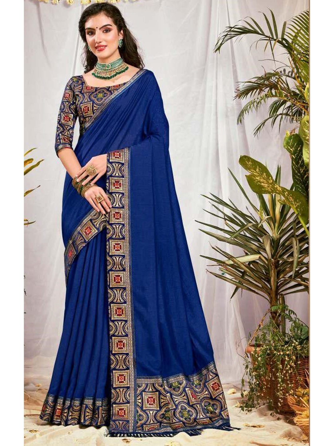 

SHAIBO SAREE Navy Blue & Red Embroidered Silk Cotton Saree