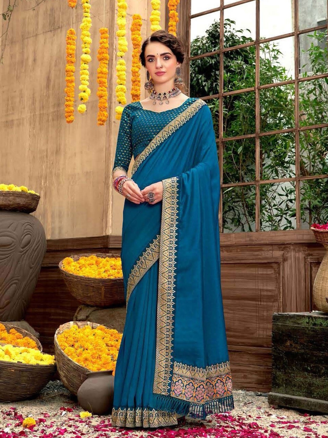 

SHAIBO SAREE Embroidered Silk Cotton Saree, Teal