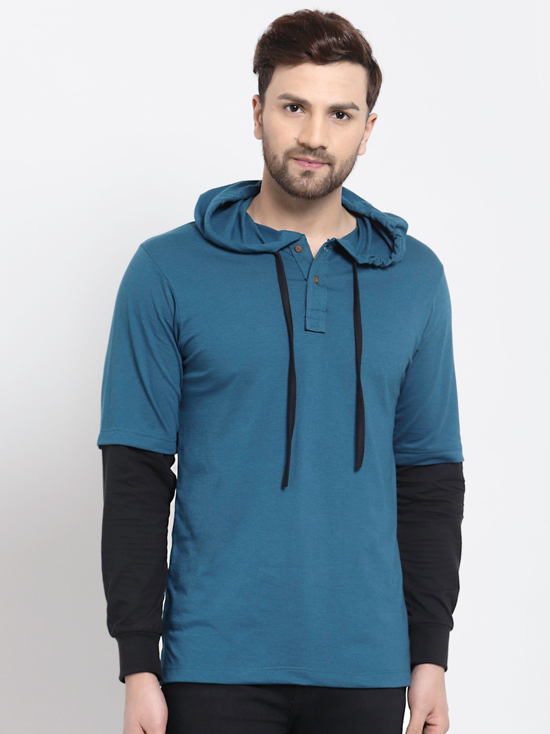 

Kalt Men Colourblocked Cotton T-shirt, Blue
