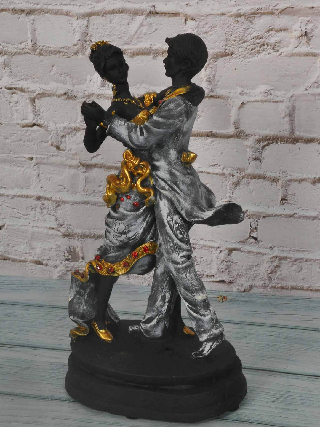 

SHREE KALA HOME DECOR Black Textured Couple Statue Dancing Showpieces