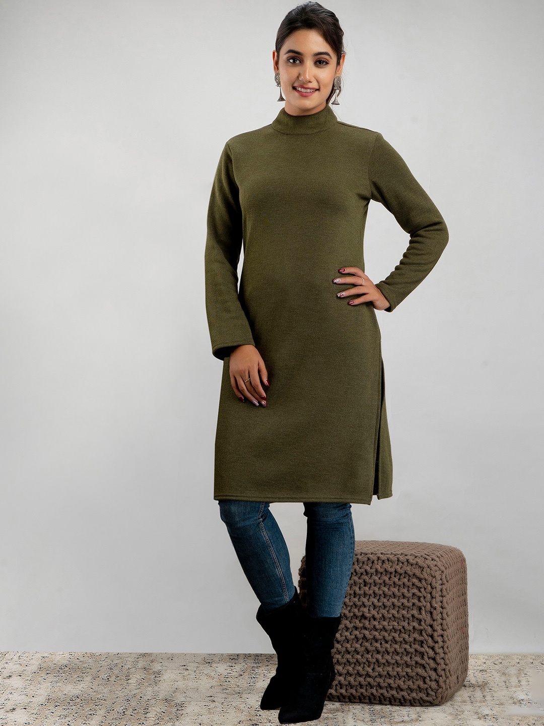 

SUTI Band Collar Wool Kurta, Olive