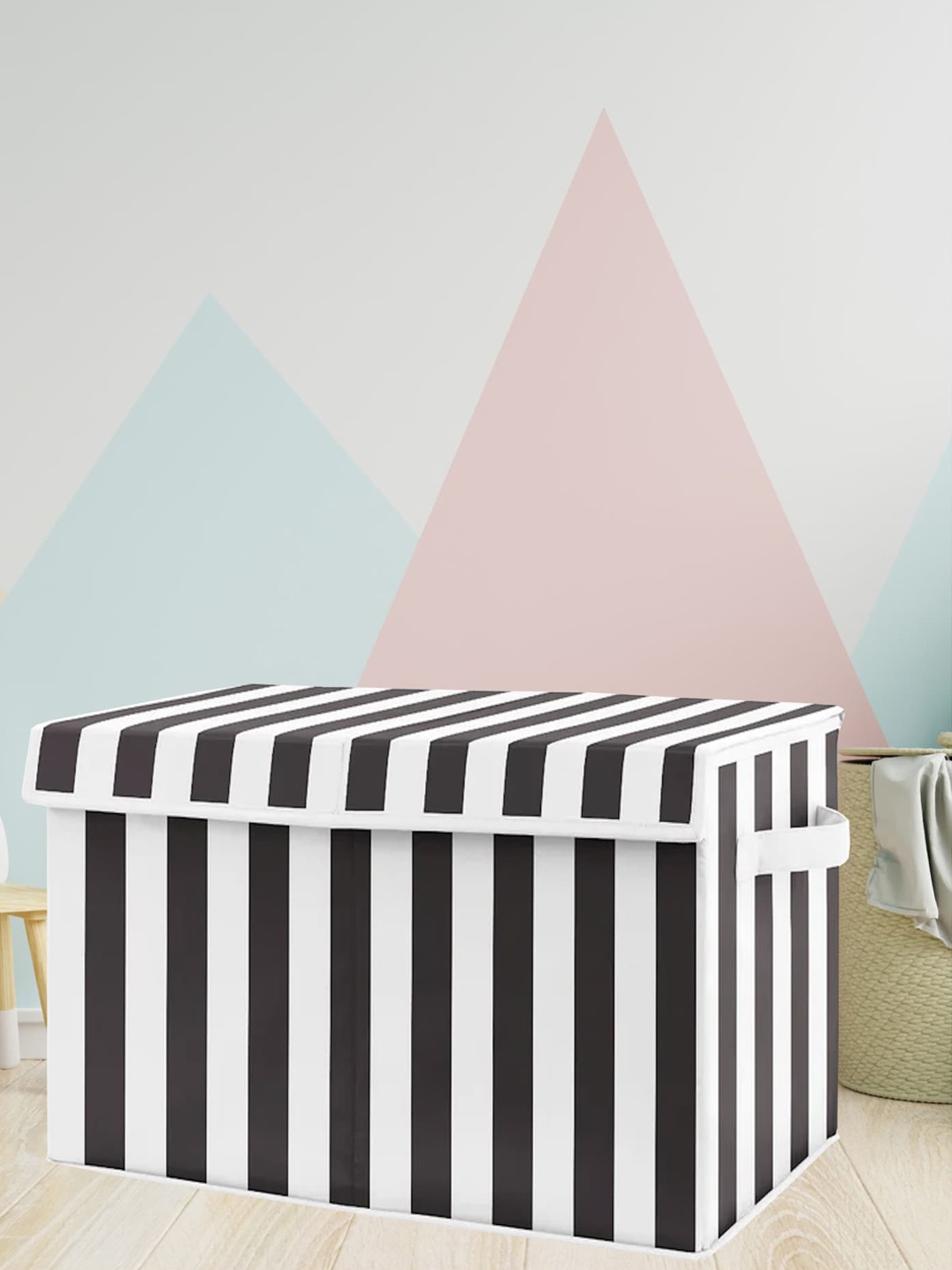 

My Gift Booth White & Black Stripe Printed Collapsible Toy Storage Box
