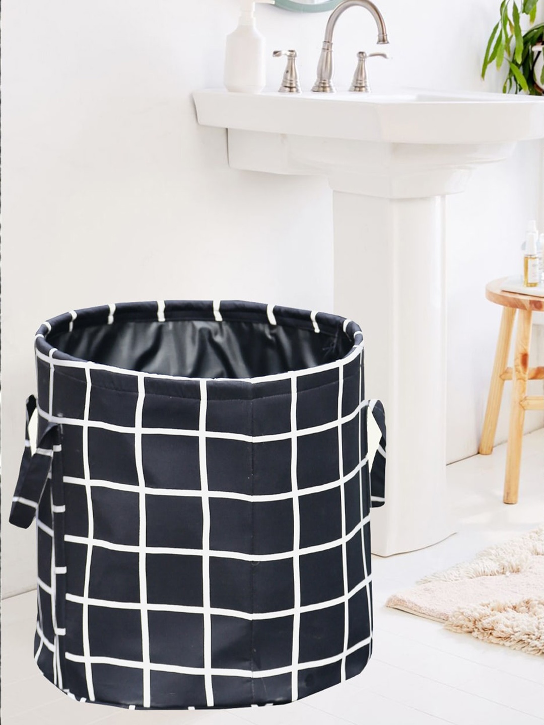 

My Gift Booth Black & White Checked Storage Organisers