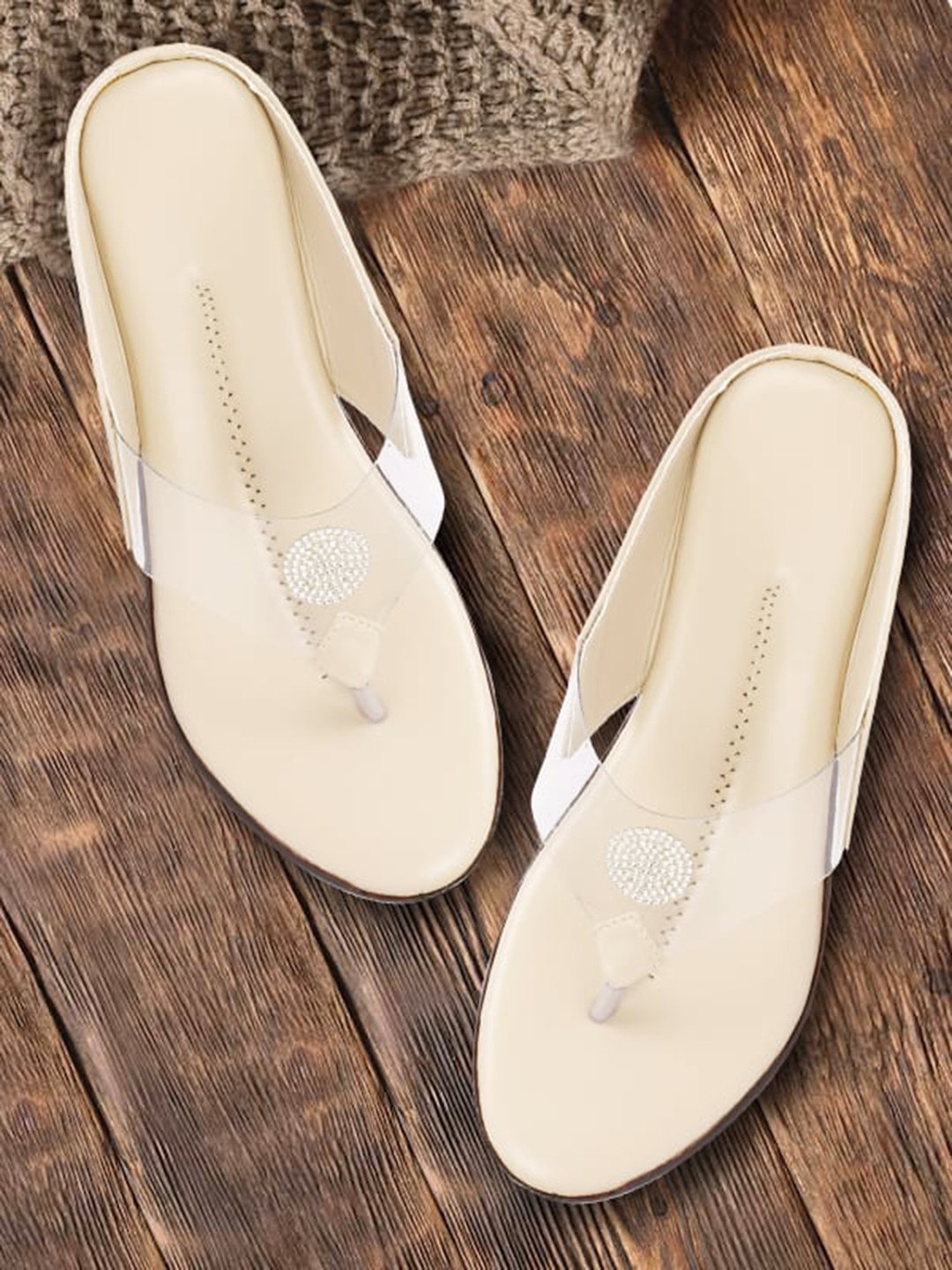 

sneakers villa Women Open Toe Flats, Cream
