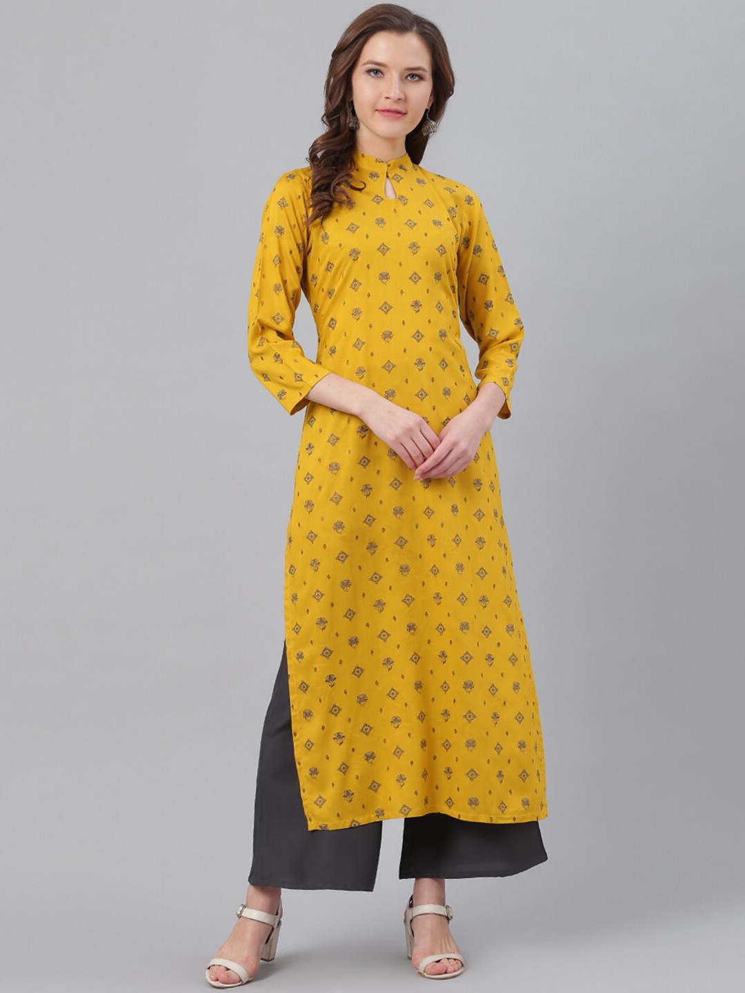 

Ives Ethnic Motifs Printed Kurta with Palazzos, Mustard