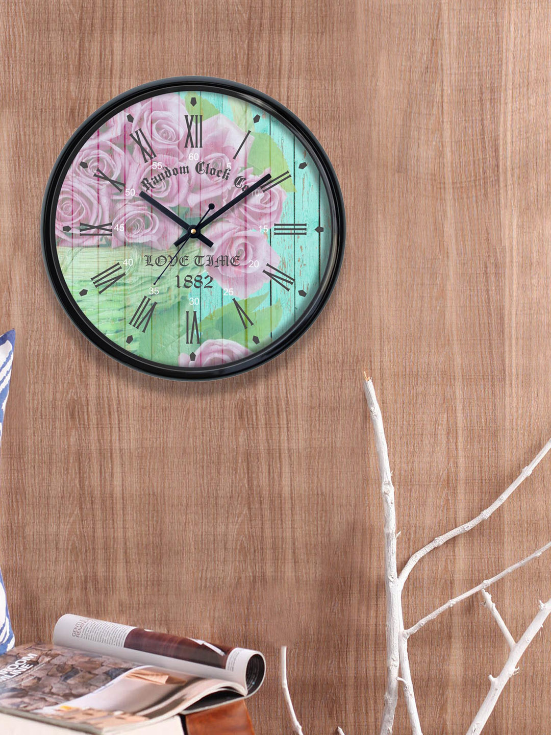

RANDOM Green Round Printed Analogue Wall Clock