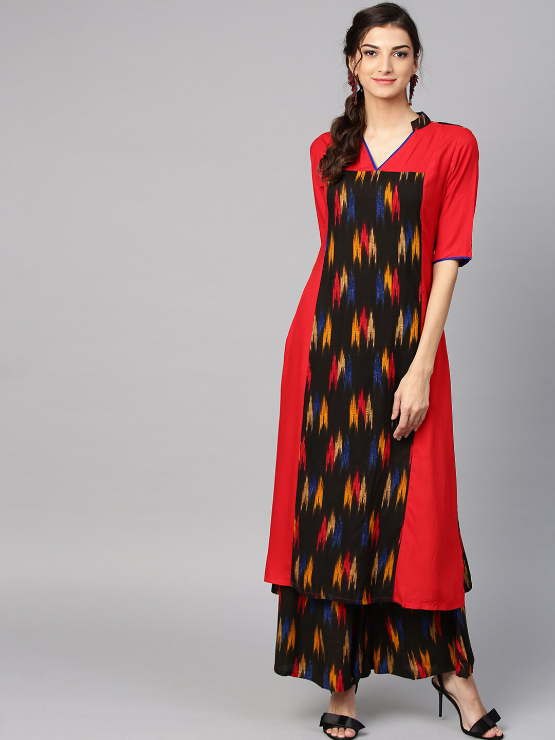 

Ives Printed Panelled Kurta with Palazzos, Black