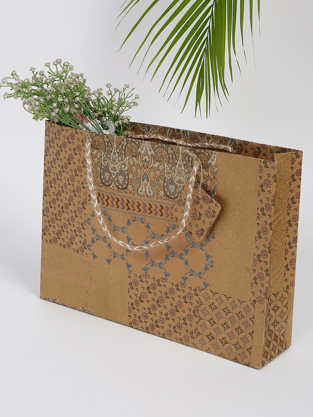 

Fabindia Printed GW GPK Paper Bag, Gold