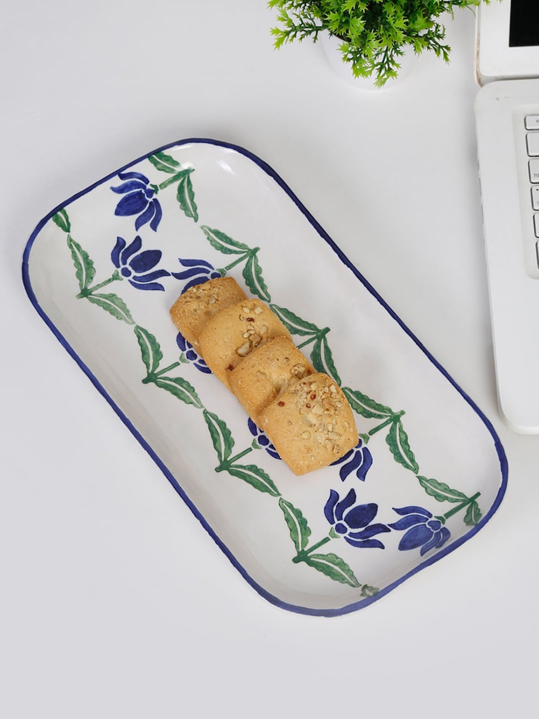 

Fabindia Zahra White & Blue Printed Ceramic Food Platter