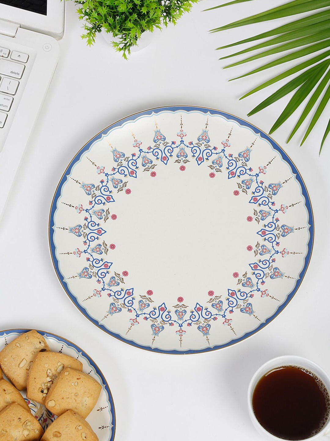 

Fabindia Lavanya White & Blue Ethnic Motifs Printed Porcelain Matte Dinner Plate