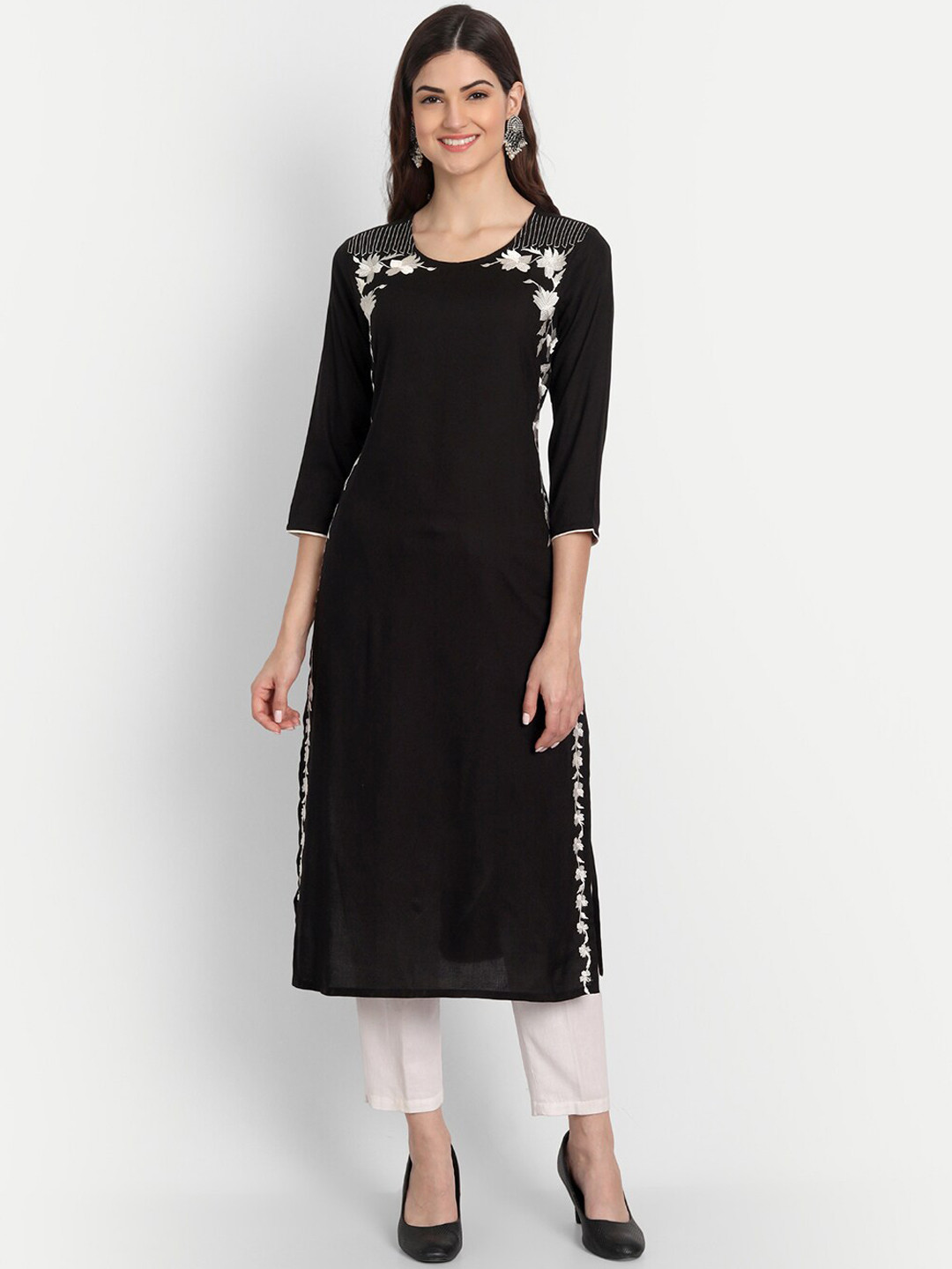 

fabGLOBAL Women Floral Embroidered Thread Work Kurta, Black