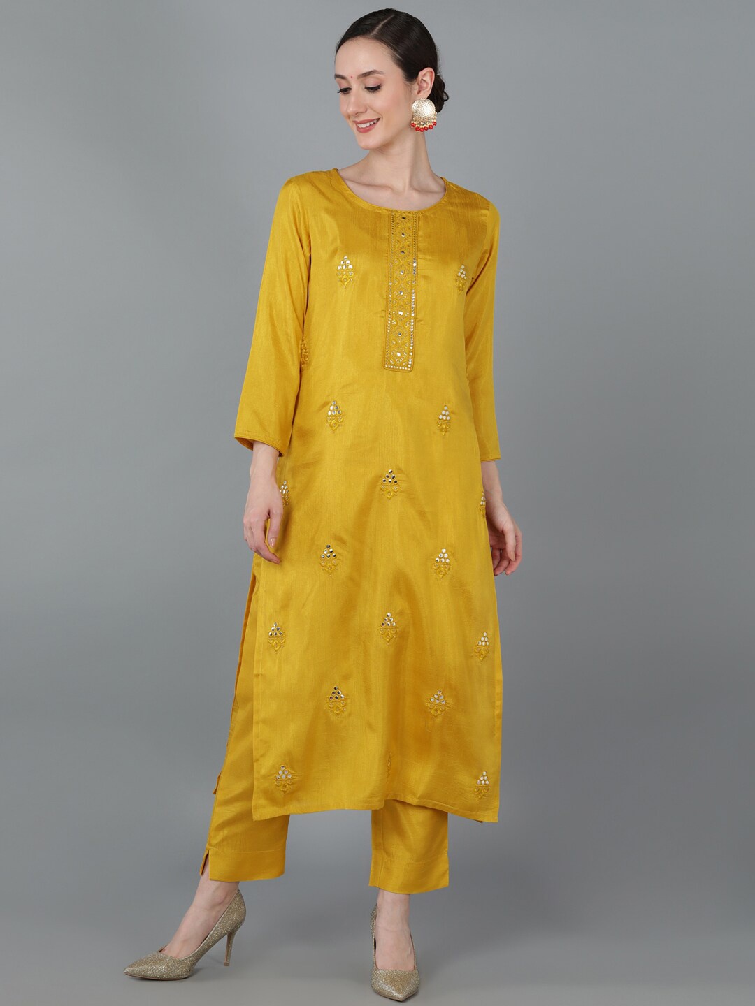 

AHIKA Round Neck Ethnic Motifs Embroidered Mirror Work Regular Fit Kurta, Mustard