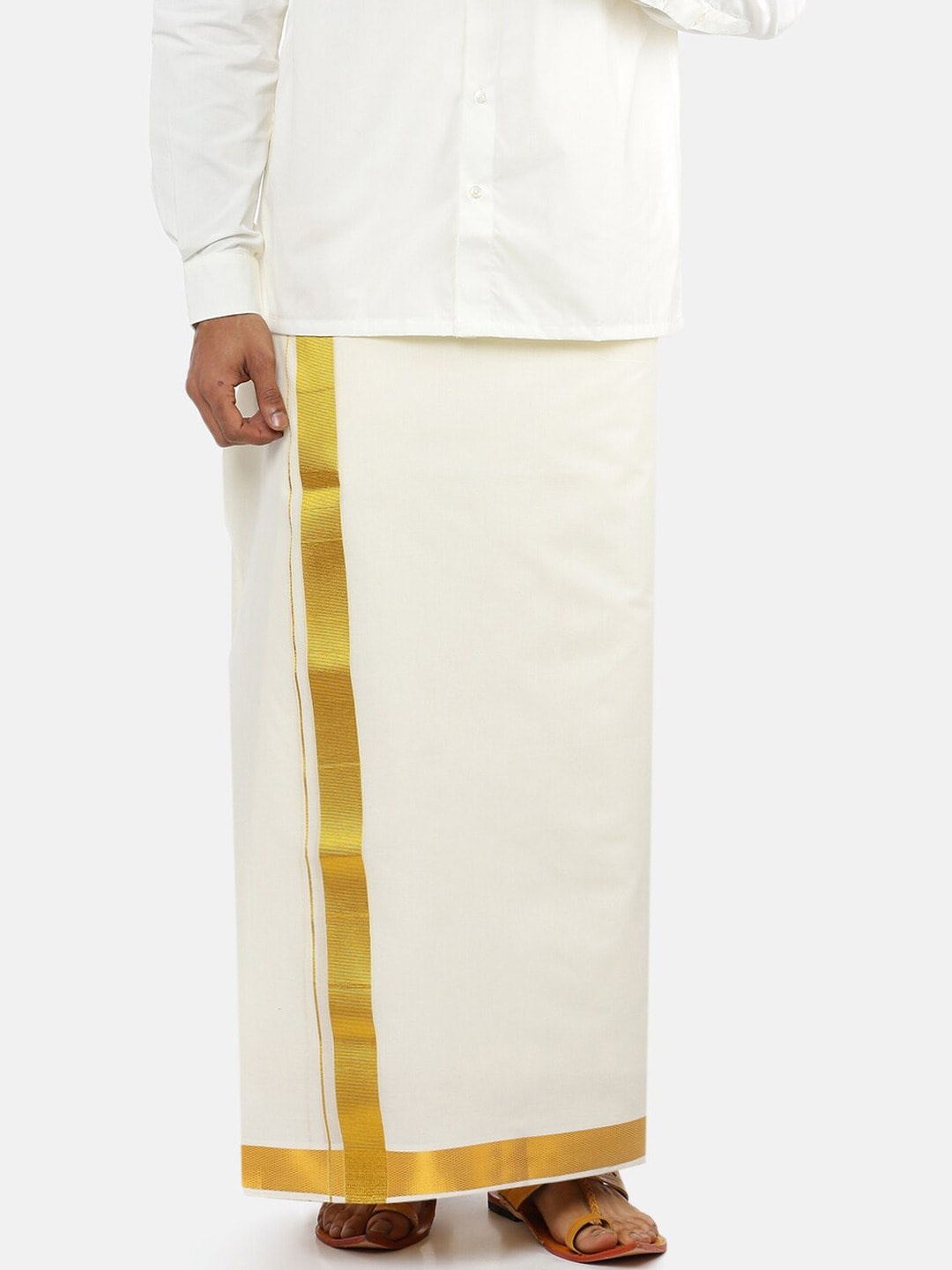 

Ramraj Men Pure Cotton Dhoti With Zari Border, Cream