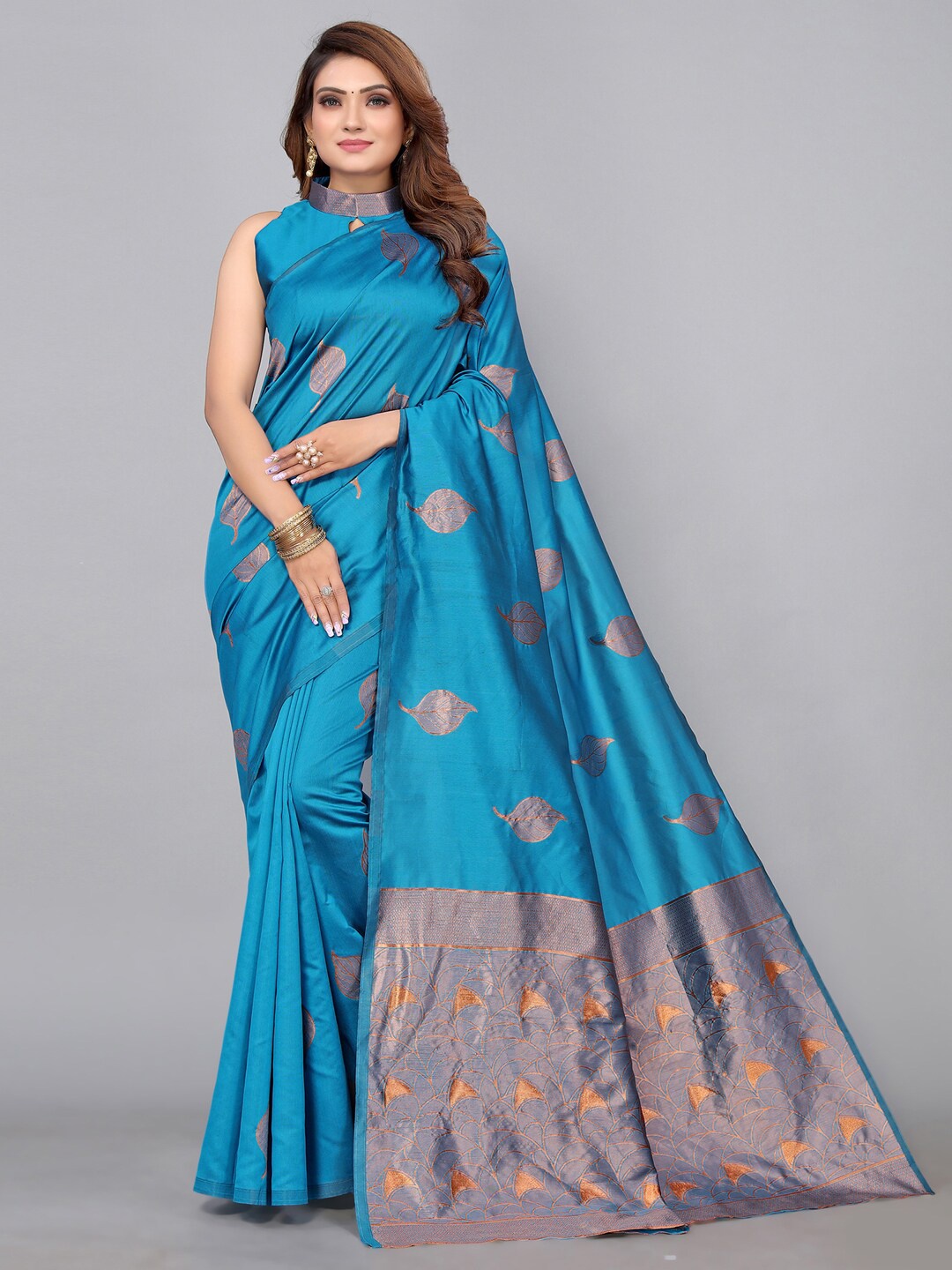 

Mitera Ethnic Motifs Zari Banarasi Saree, Blue
