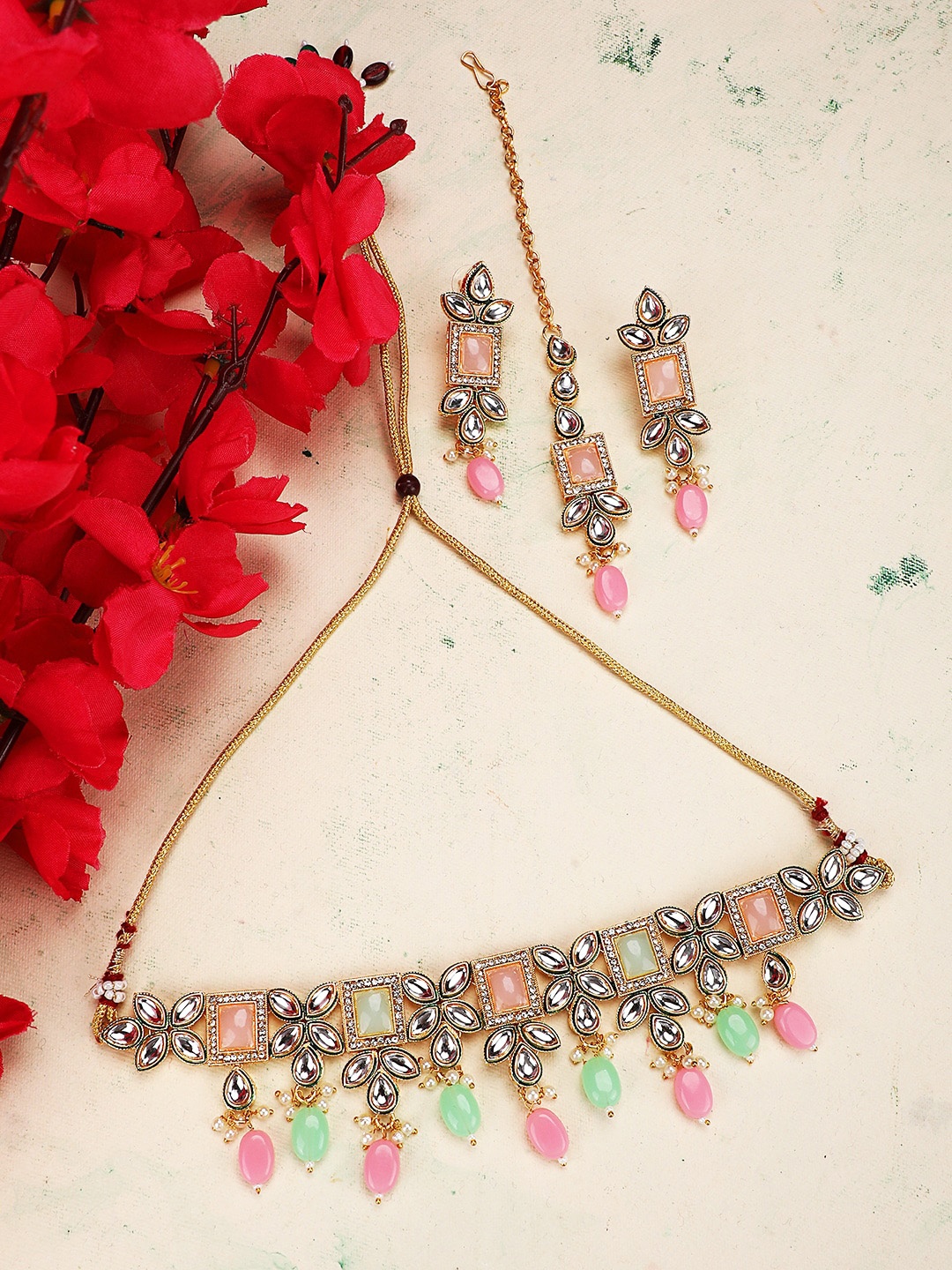 

ANIKAS CREATION Kundan-Studded Jewellery Set, Green