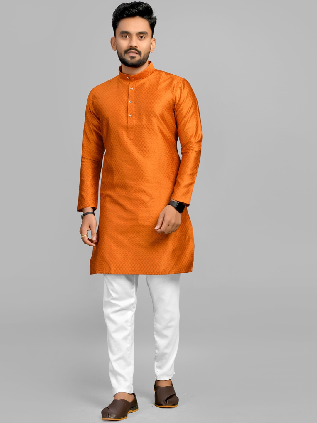 

Fashion FRICKS Men Checked Silk Long Sleeves Straight Kurta, Orange