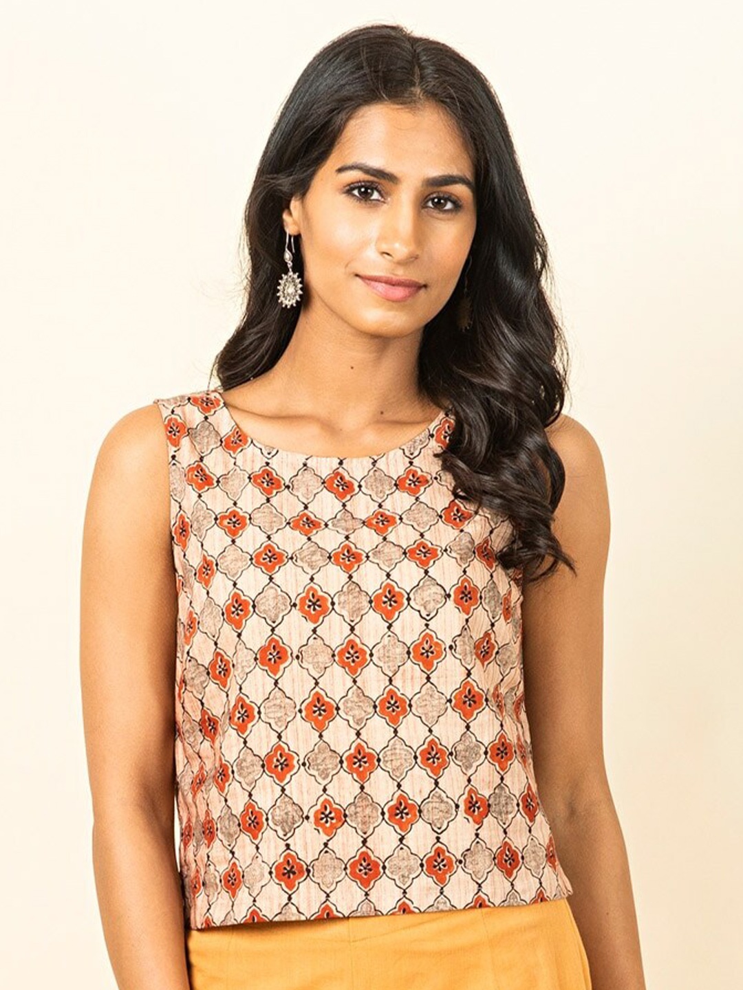 

Fabindia Off White Geometric Print Top