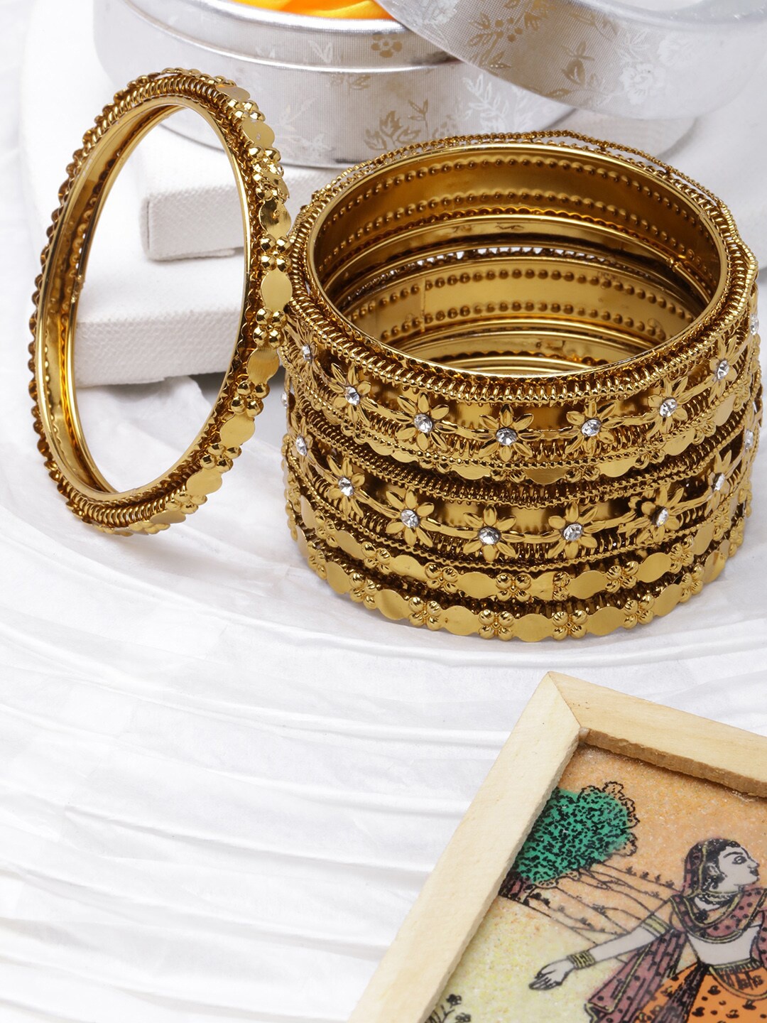 

DIVA WALK Set Of 6 Gold-Plated Stone Studded Ethnic Bangles