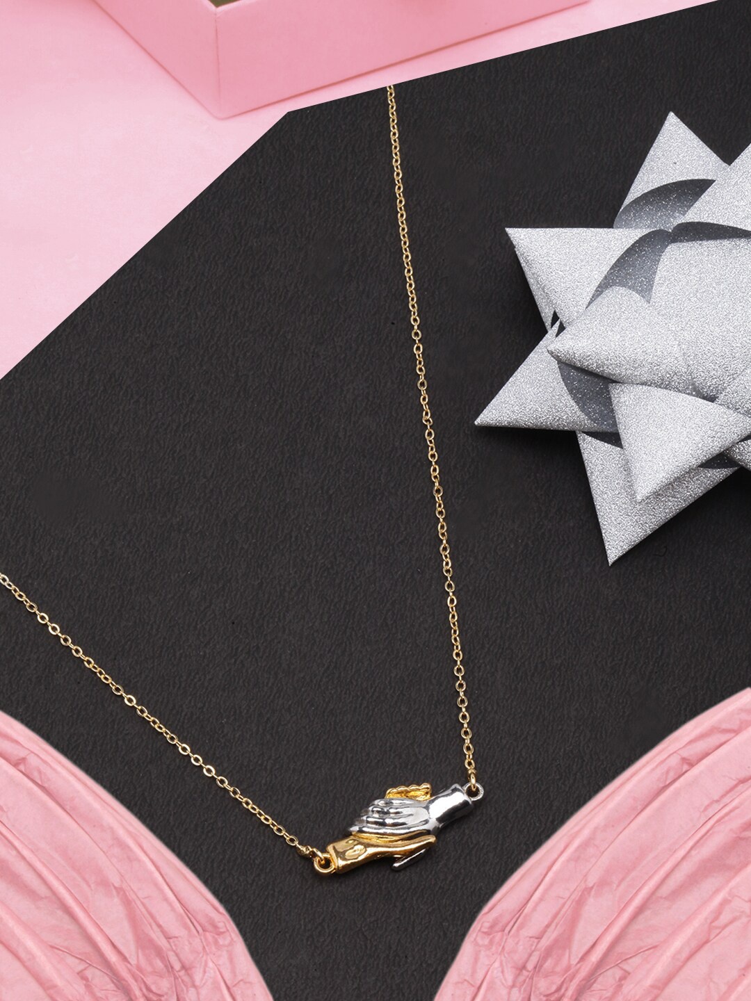 

DIVA WALK Brass Gold-Plated Necklace