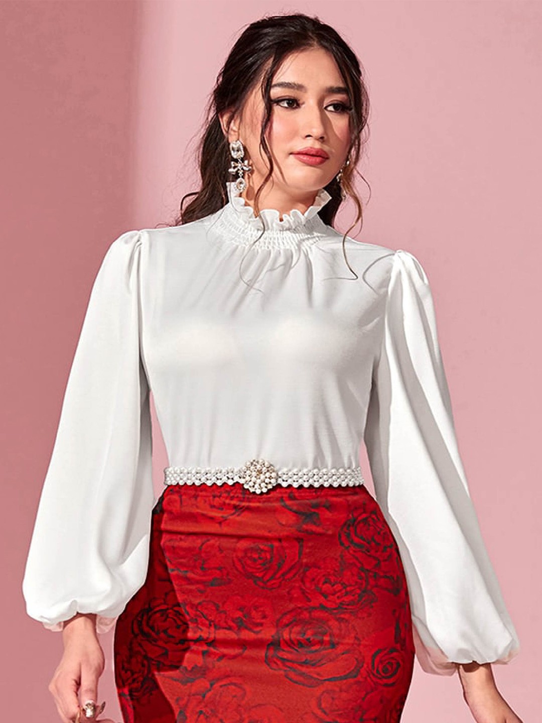 

angloindu White Tie-Up Neck Top