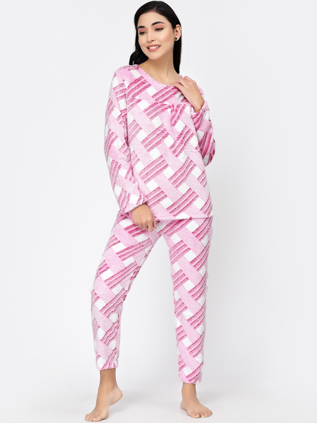 

KLOTTHE Women Geometric Printed Woolen Night suit, Pink