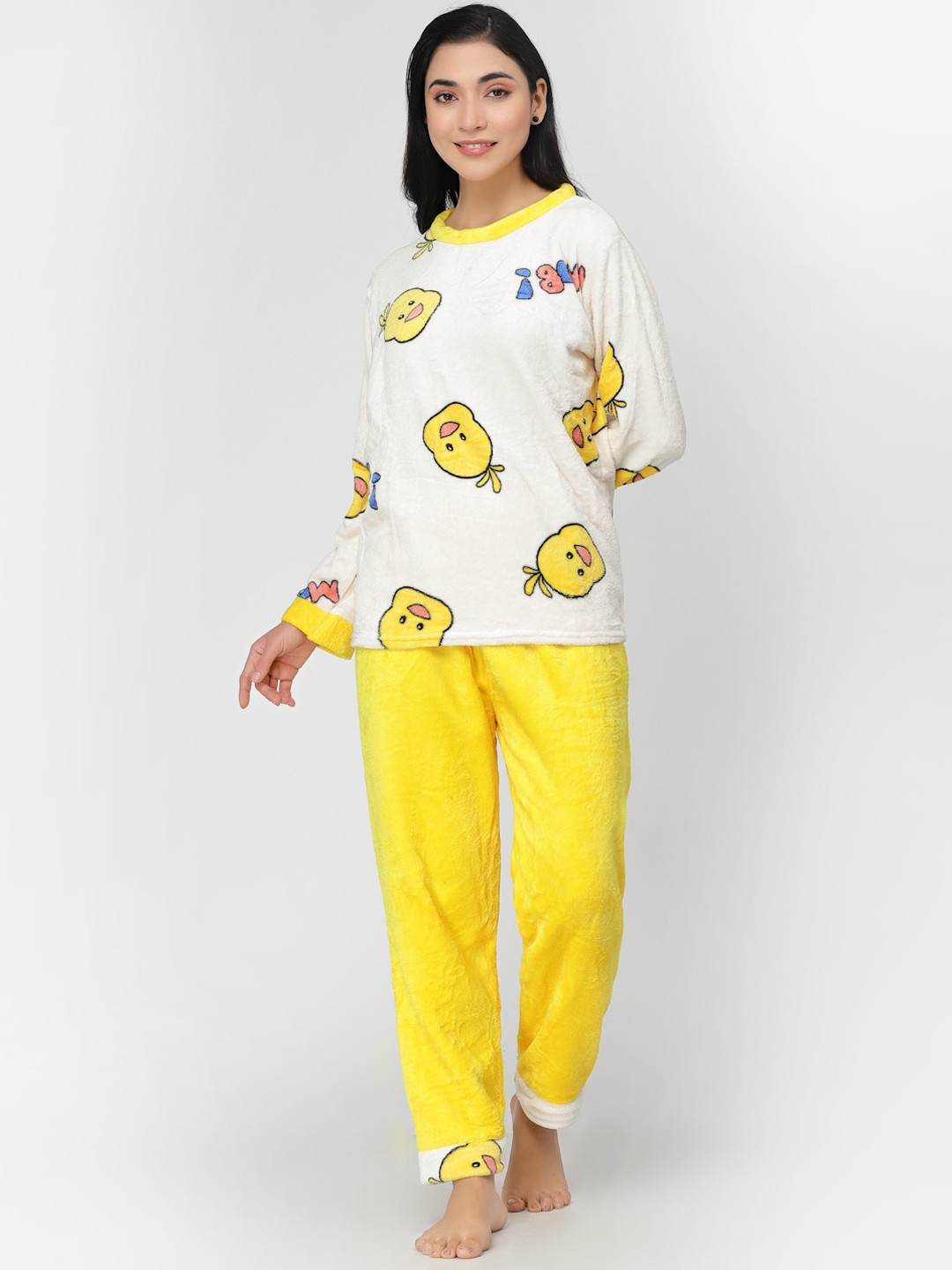 

KLOTTHE Cartoon Characters Printed Woolen Night suit, White