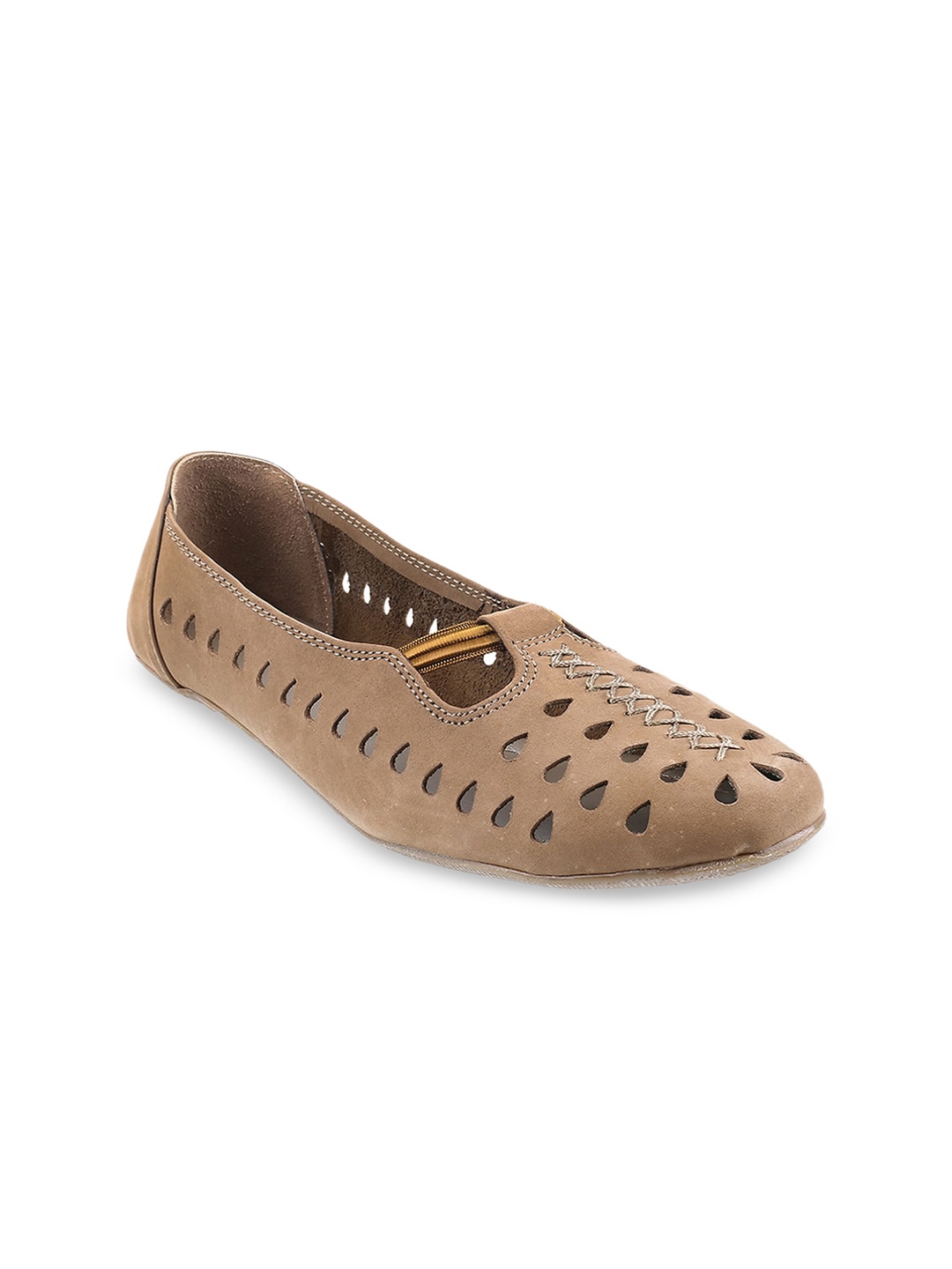 

Mochi Women Laser Cuts Ballerinas, Beige