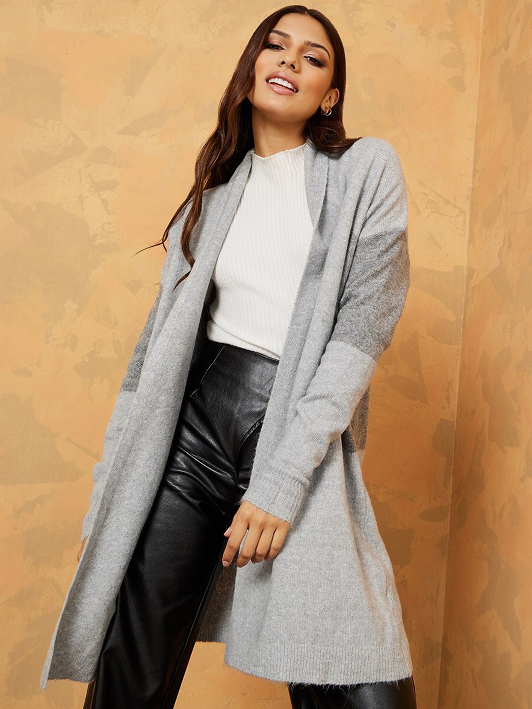 

Styli Women Front Open Longline, Grey