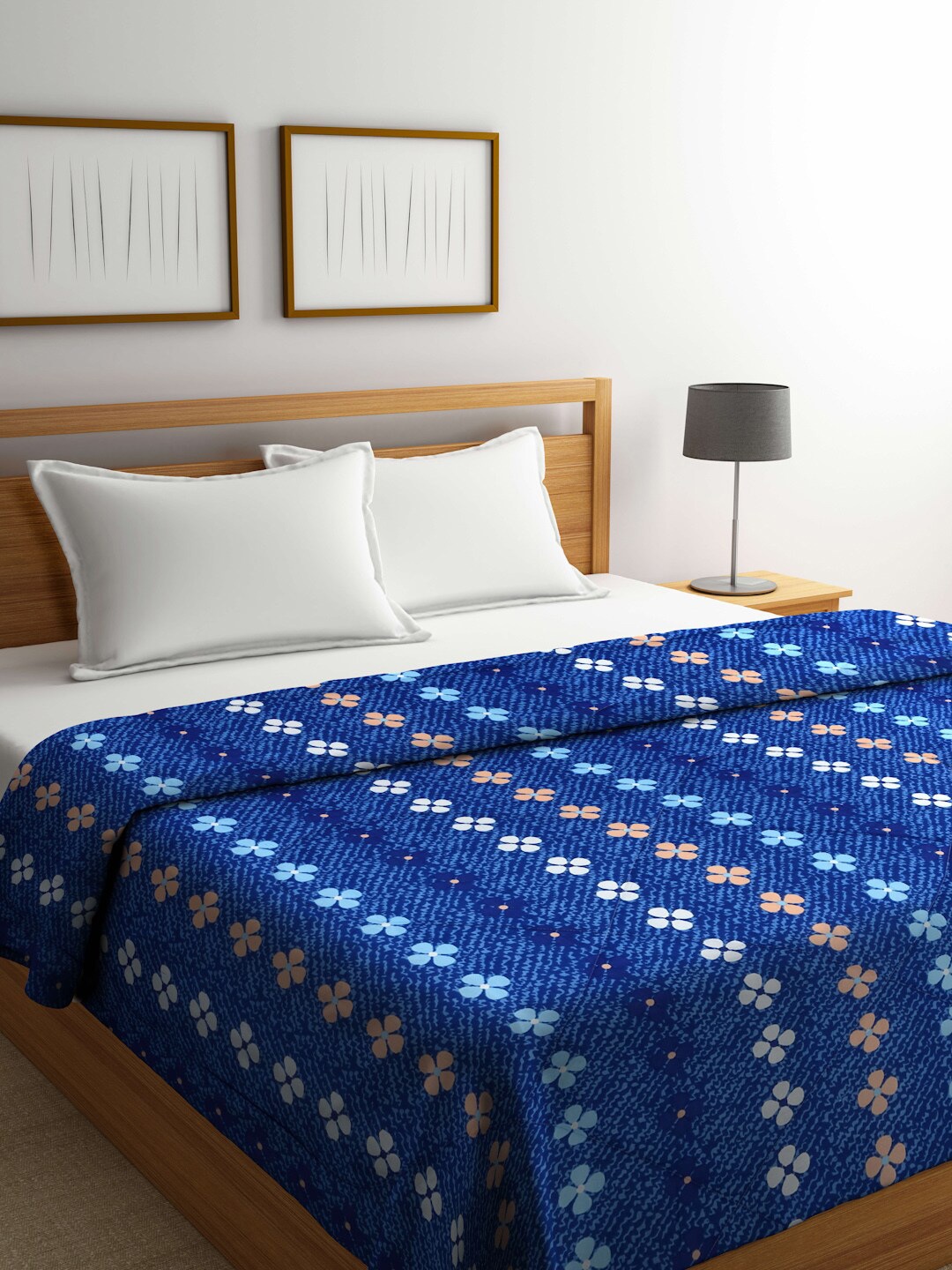 

Arrabi Blue & Peach-Coloured Floral Mild Winter 450 GSM Double Bed Comforter