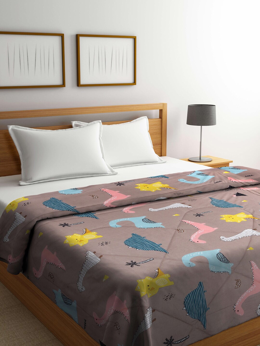

Arrabi Brown & Yellow Cartoon Characters Mild Winter 450 GSM Double Bed Comforter