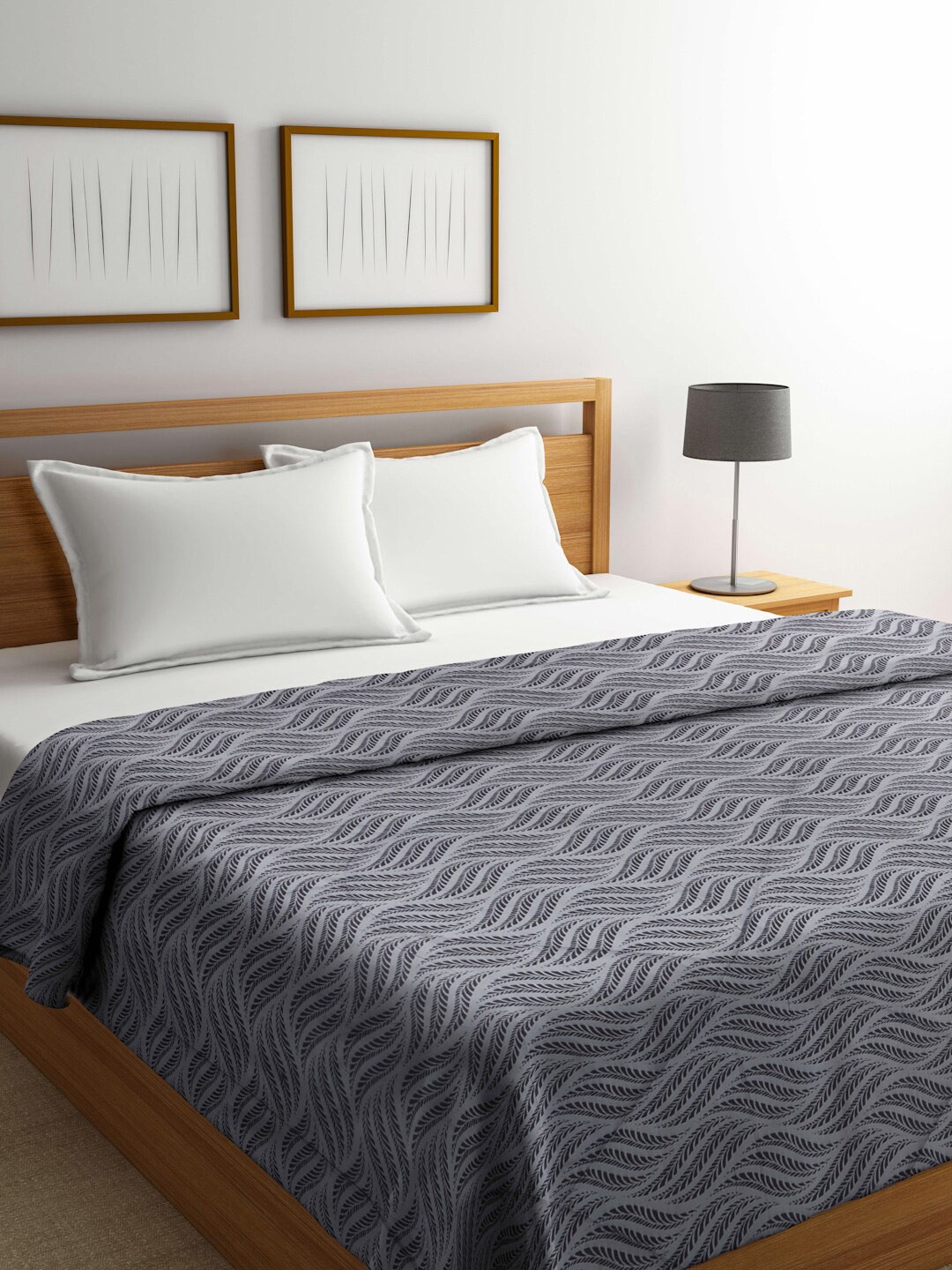 

Arrabi Grey & Black Floral Mild Winter 450 GSM Double Bed Comforter