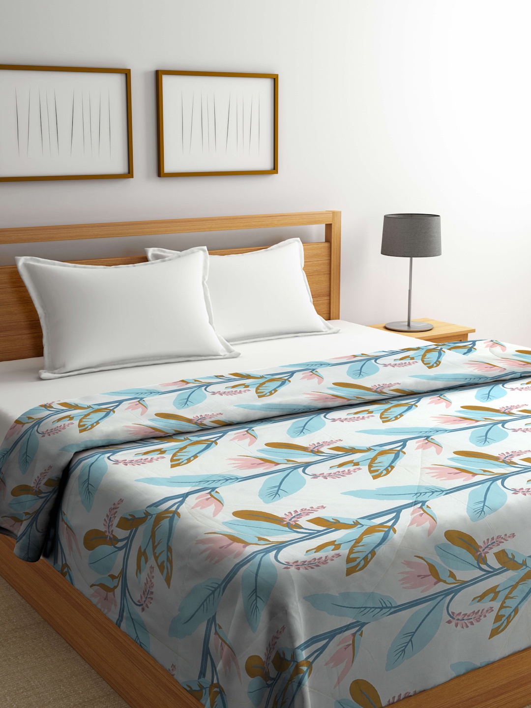 

Arrabi White & Blue Floral Mild Winter 450 GSM Double Bed Comforter