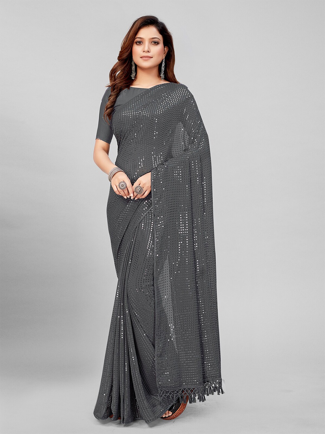 

Granthva Fab Embellished Sequinned Pure Georgette Saree, Grey