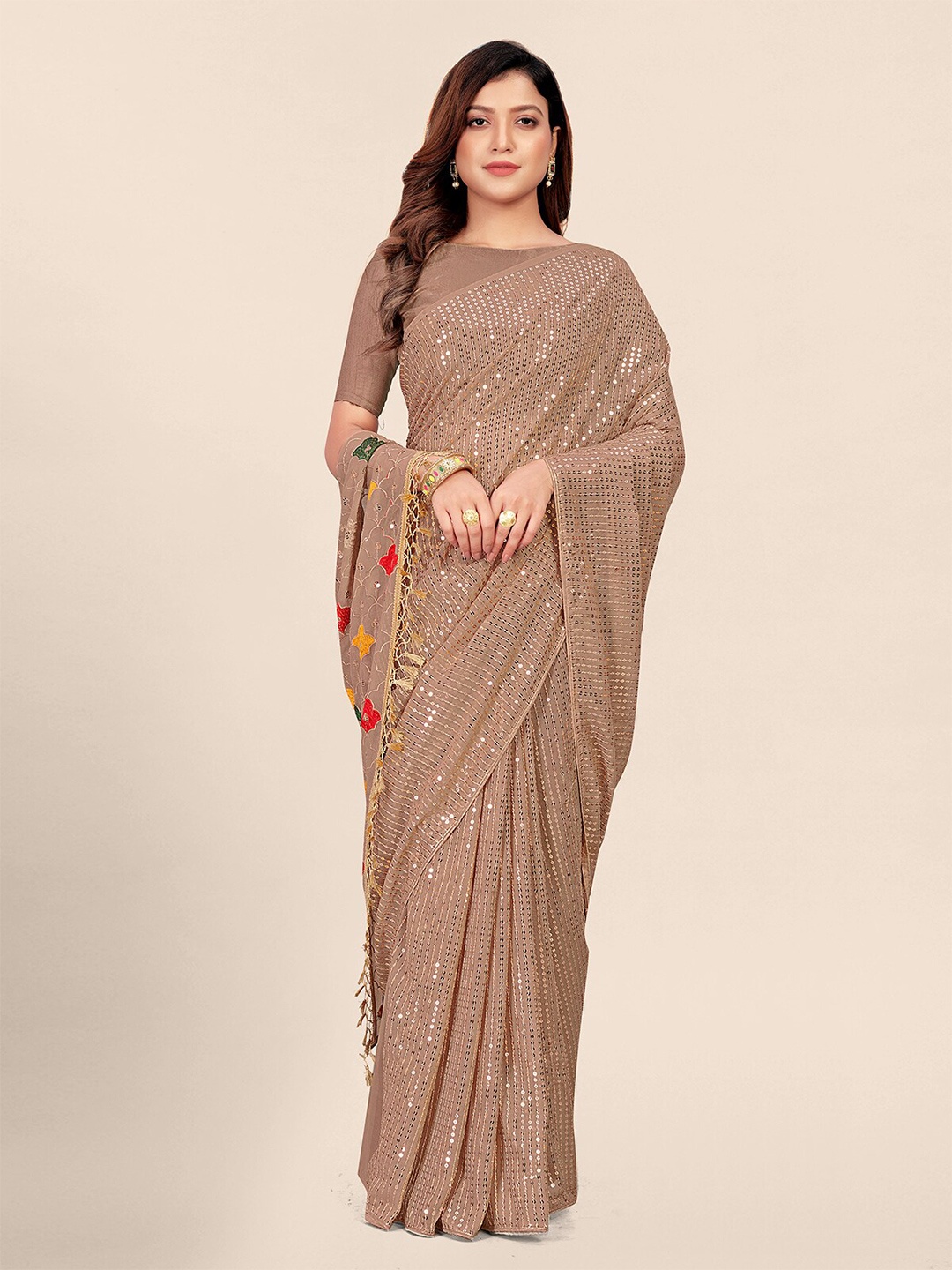 

Granthva Fab Embellished Sequinned Pure Georgette Saree, Beige